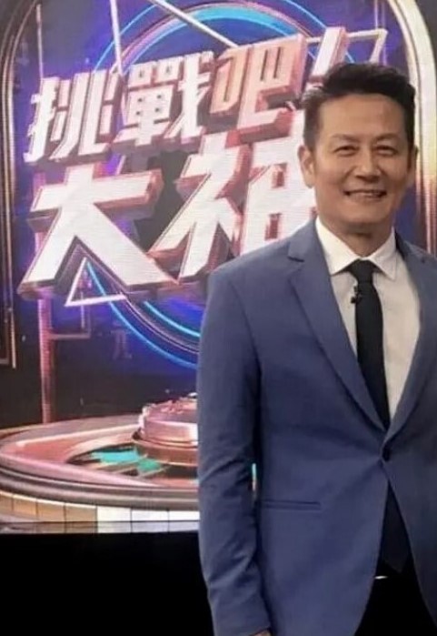云盘泄密小姑娘被男友用手玩穴至高潮大哥冲刺的时候杀气腾腾笑死 - 卧槽色